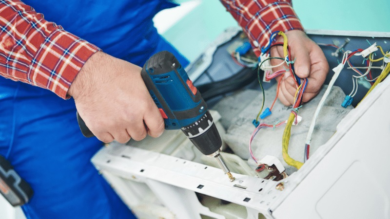 Fatih Bosch Bosch çamaşır makinesi kart tamiri – Su almama arızası orijinal parça ile giderildi. - Teknik servis örneği